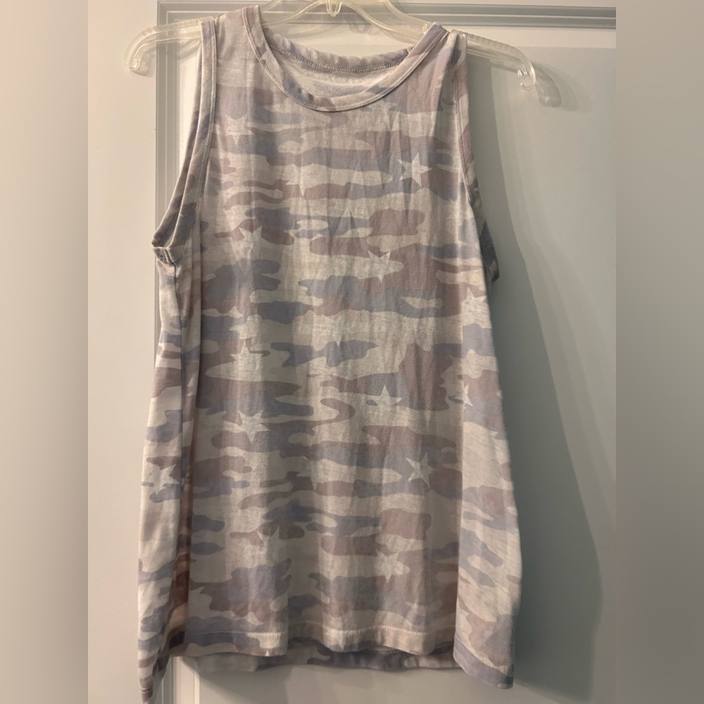 Lucky Brand top
